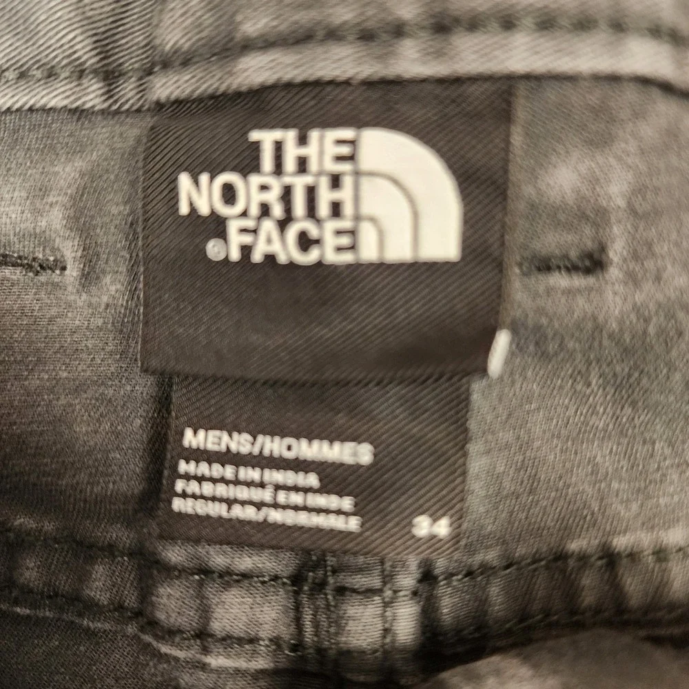 North Face Dark Gray Cargo Straight‎ Leg Pants Men's Size 34